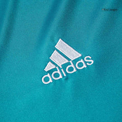 Retro fotbalový dres Real Madrid venku 2017/18