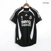 Retro fotbalový dres Real Madrid venku 2006/07