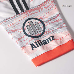 Bayern Munich men's away jersey (jersey+shorts) 2025/26