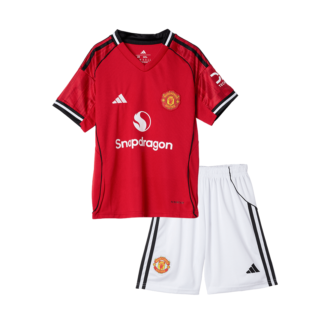 Dětská souprava domácího dresu Manchester United (dres + šortky) 2025/26