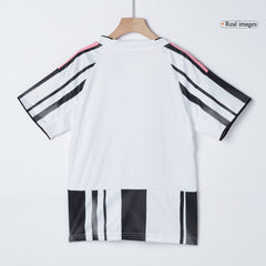 Juventus Kids Home Jersey Kit (Shirt + Shorts) 2025/26