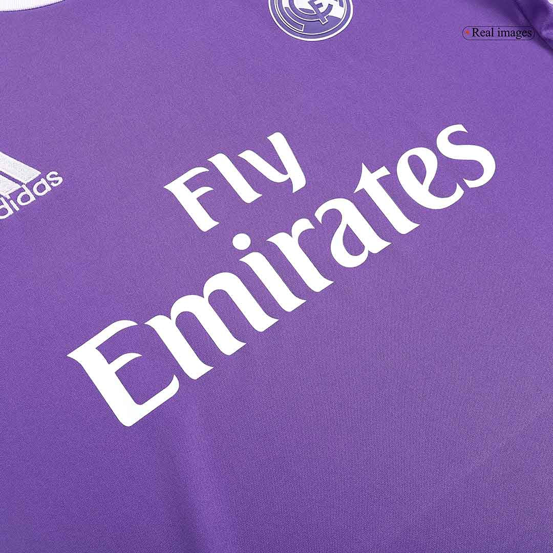 Real Madrid KROOS #8 venkovní retro fotbalový dres 2016/17