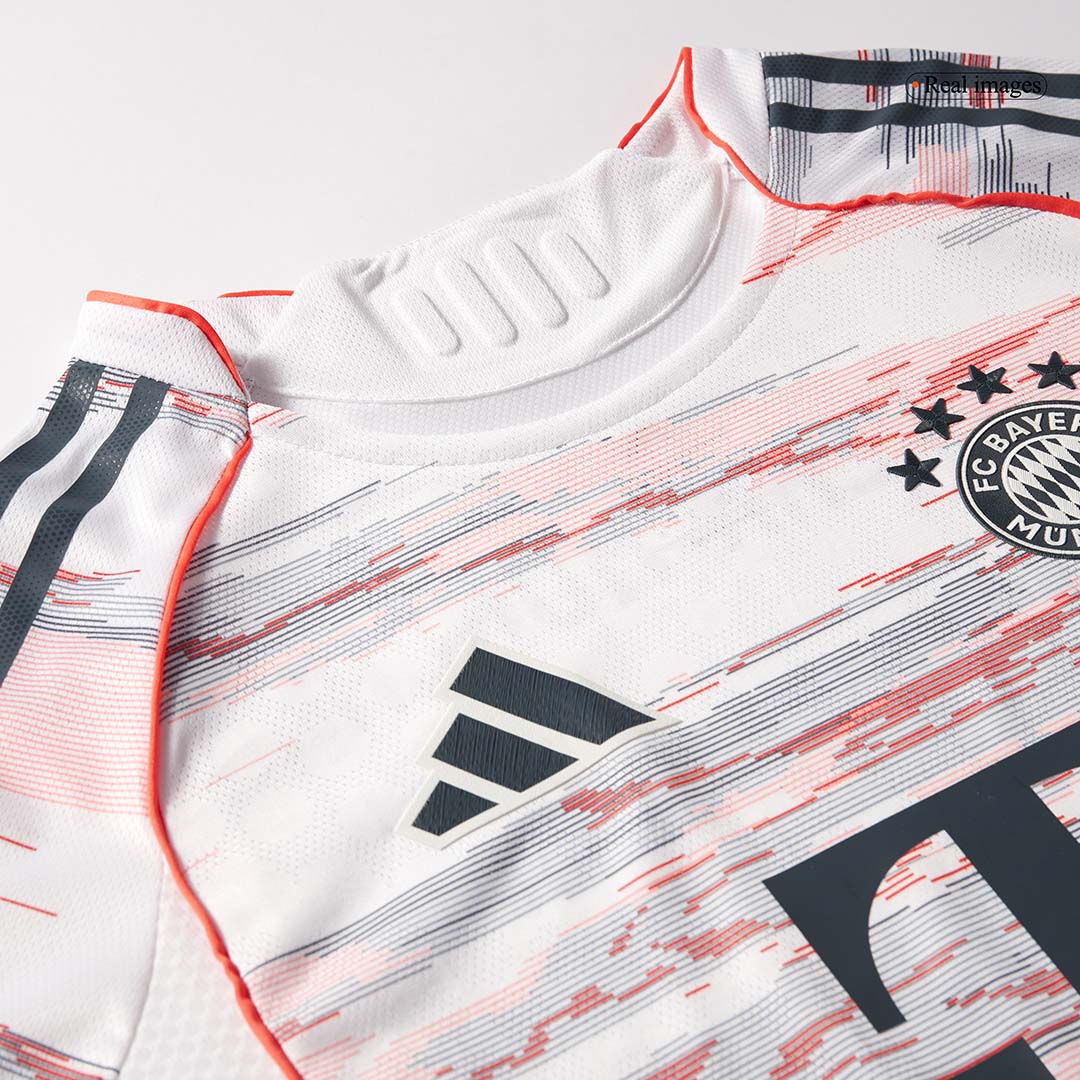 Bayern Munich UPAMECANO #2 Pryč Fotbalový dres 2025/26 - verze pro hráče