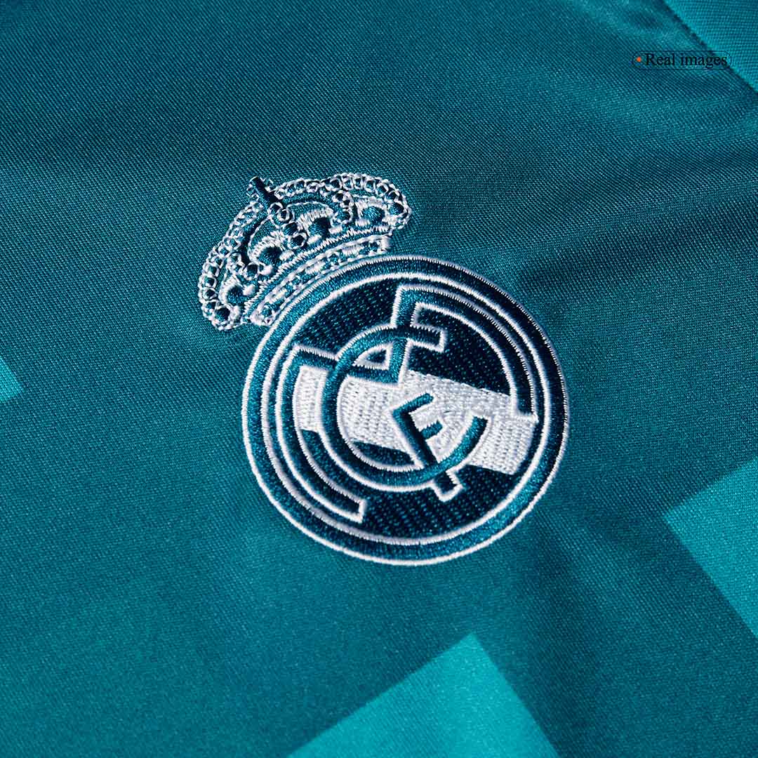 Real Madrid Away Retro Football Jersey 2017/18